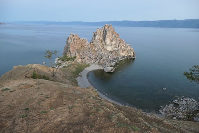 Altmeppen russische Uhren - Der Schamanen-Felsen früh am Morgen