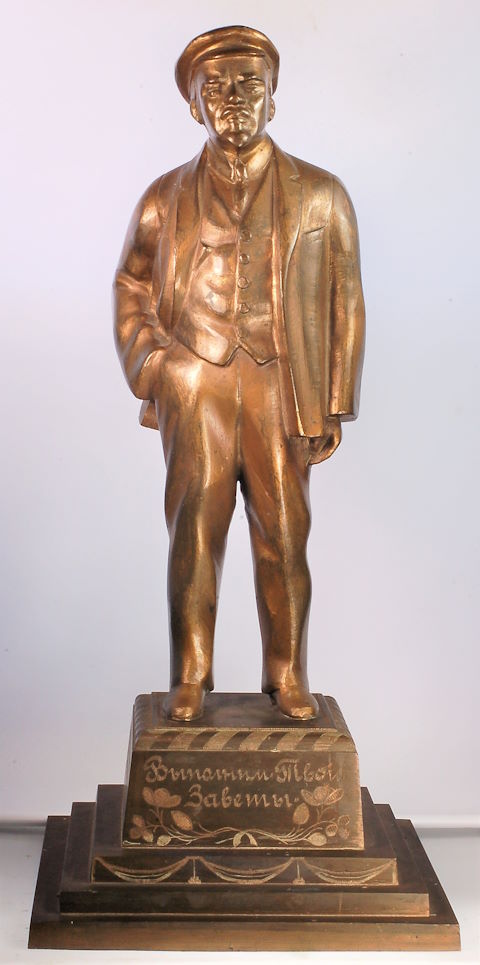 Altmeppen russische Uhren - Lenin-Statue aus Bronze Vorderansicht