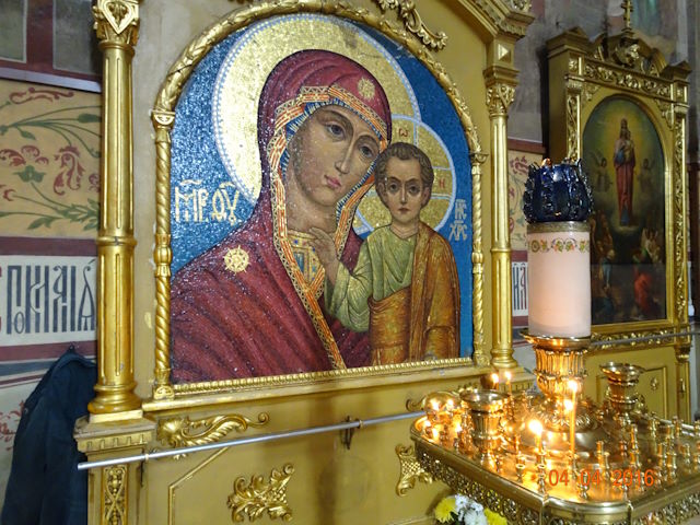 Altmeppen russische Uhren - Eine von mehr als 1000 Ikonen in Kirchen am Goldenen Ring