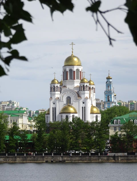 Altmeppen russische Uhren - Kirche auf dem Blut 1